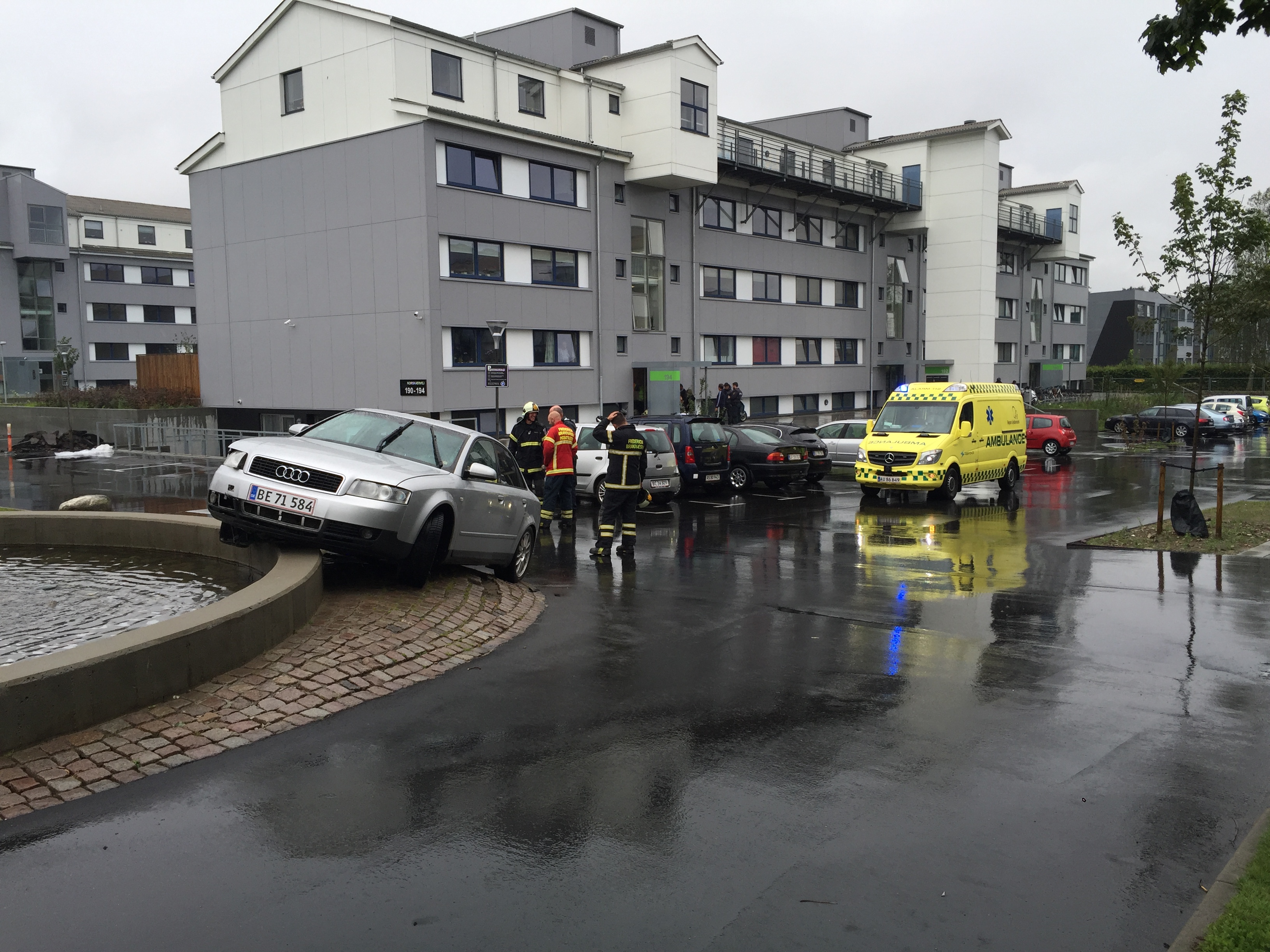 UHELD PÅ KORSKÆRVEJ
