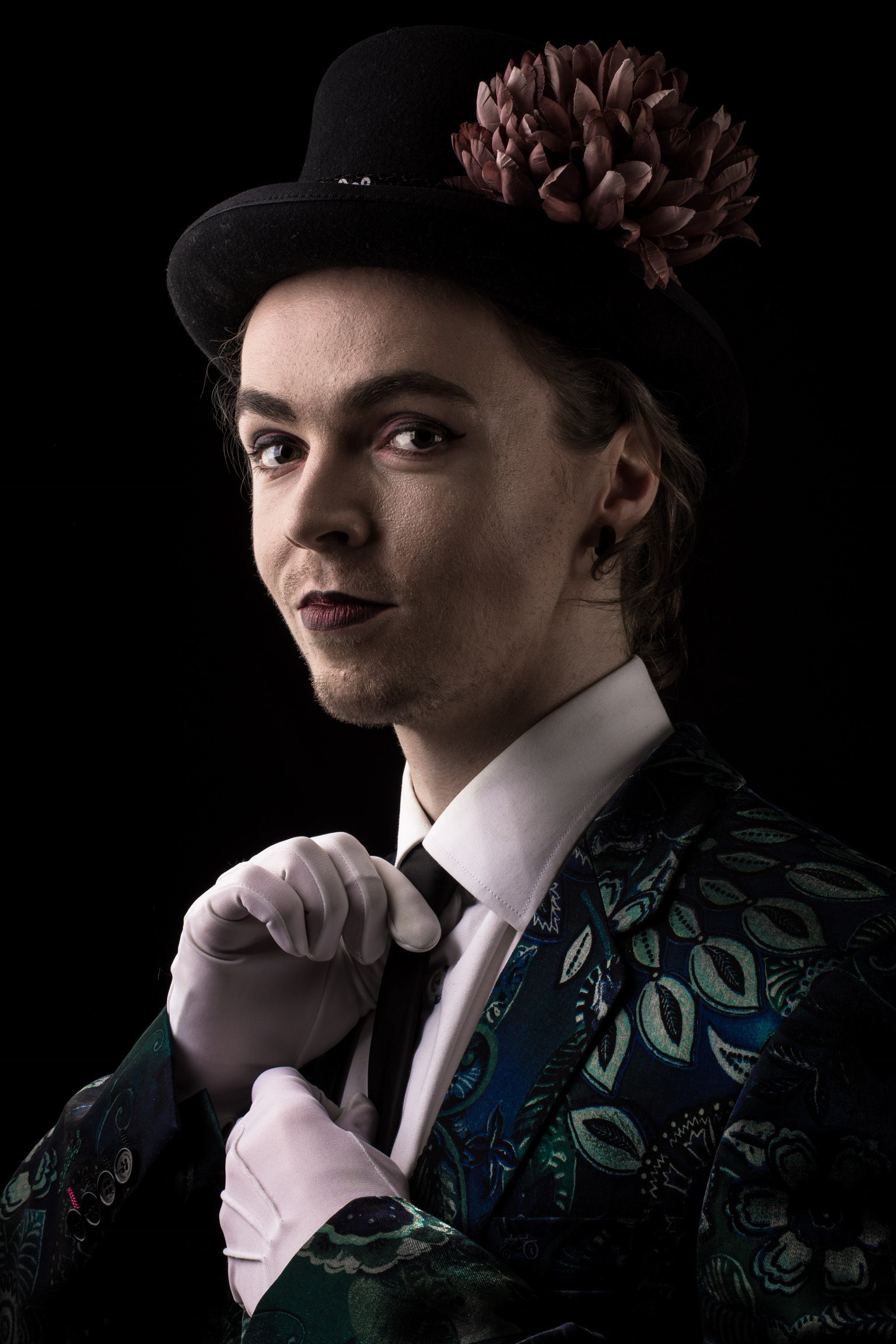 Teater Malstrøm har ansat en erfaren burlesque kunstner