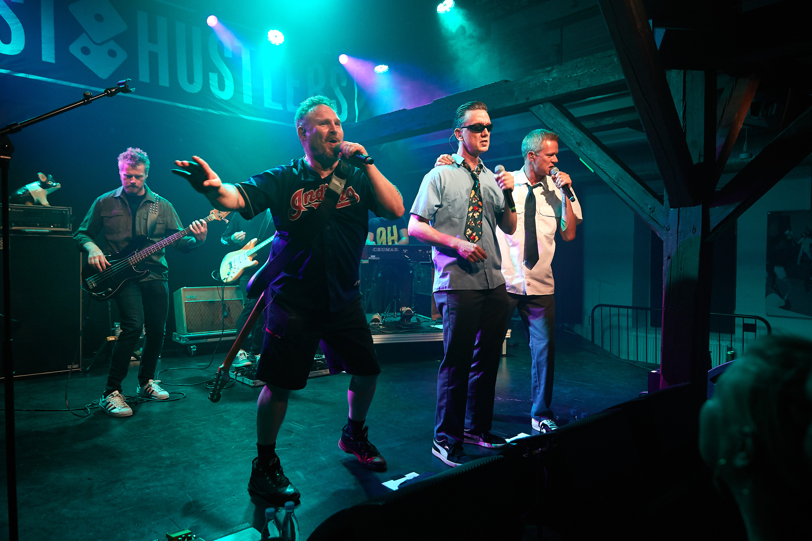 SE BILLEDERNE : ØSTKYST HUSTLERS RAPPEDE I FREDERICIA