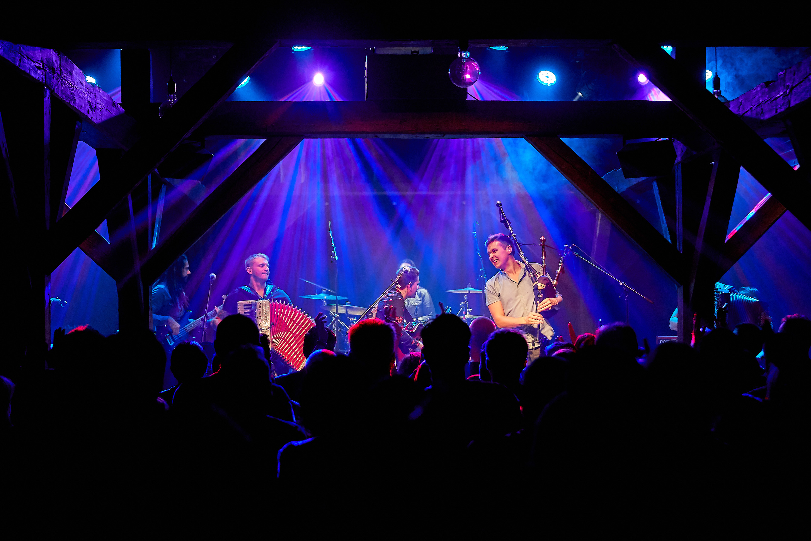 SKERRYVORE BRAGTE FOLKROCK TIL FÆSTNINGSBYEN