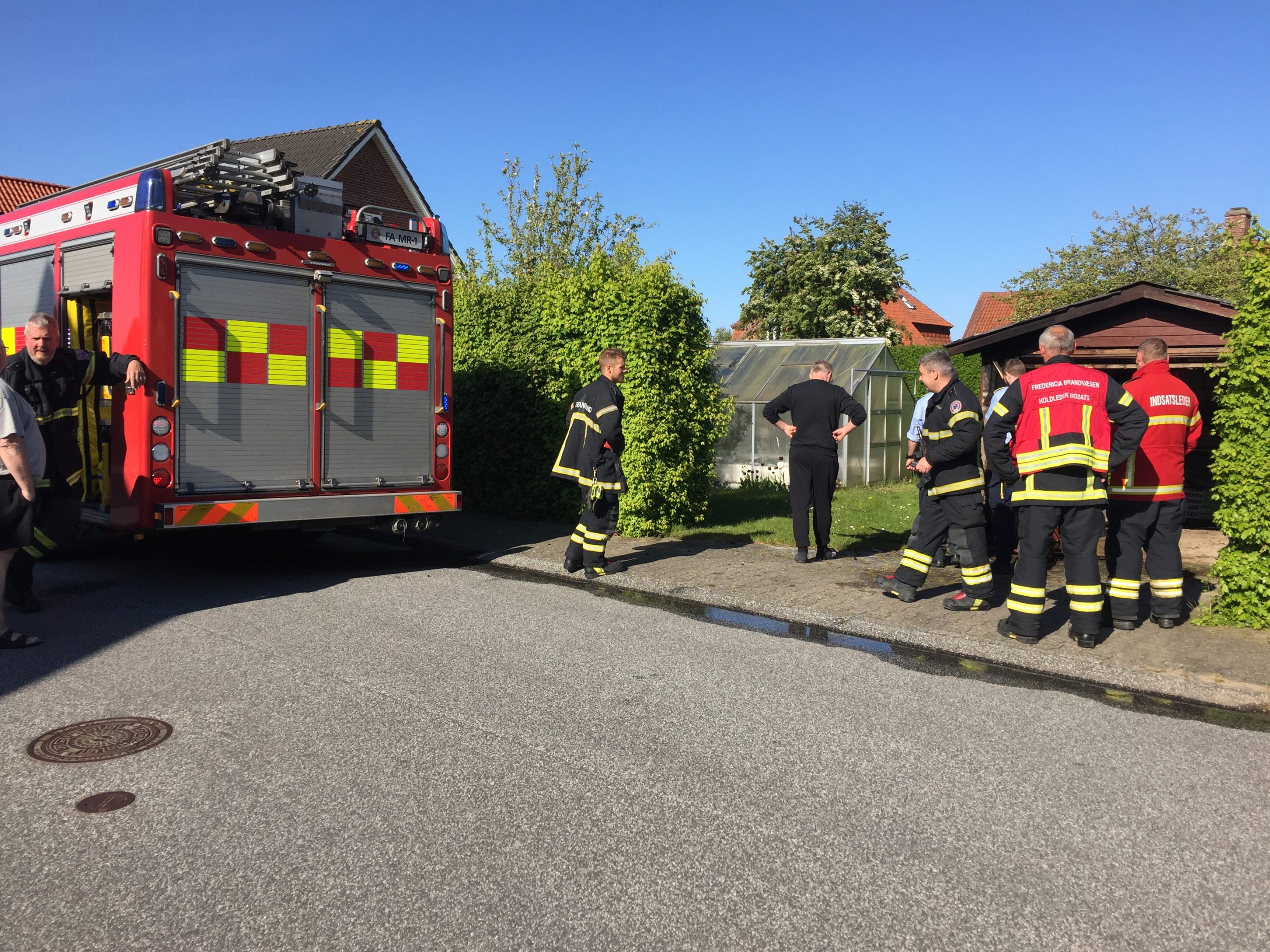 PAS PÅ UKRUDTBRÆNDEREN : GARAGE PÅ ÆGIRSVEJ ANTÆNDT