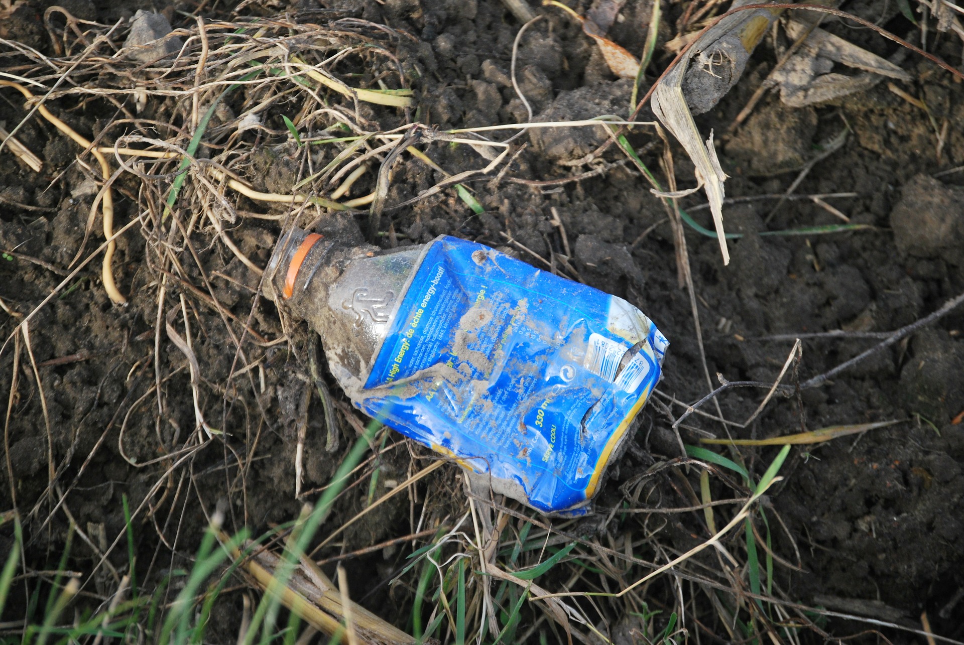 Netto & WWF beder danskerne om hjælp til at kortlægge plastik-Danmark