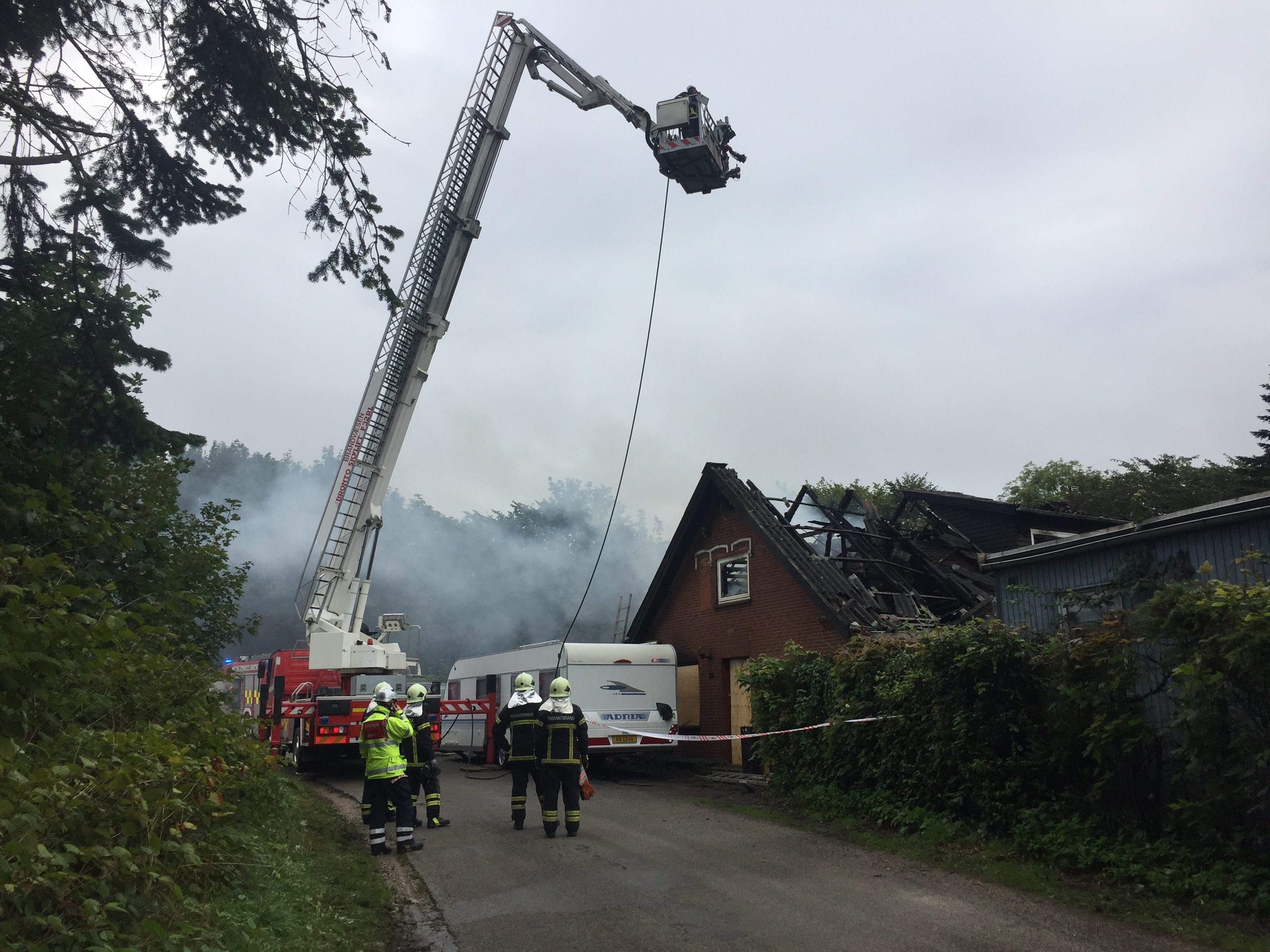 VILLA UDBRÆNDT I PJEDSTED – BRAND BLUSSET OP IGEN