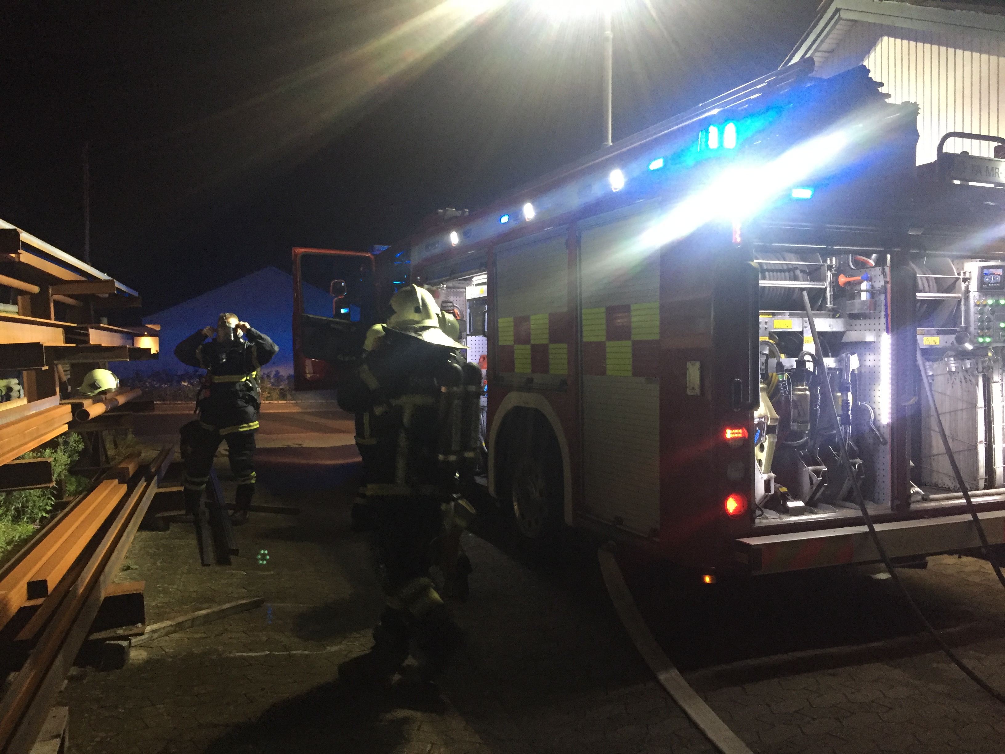BRAND I VÆRKSTEDSBYGNING PÅ SMEDEVÆNGET I FREDERICIA
