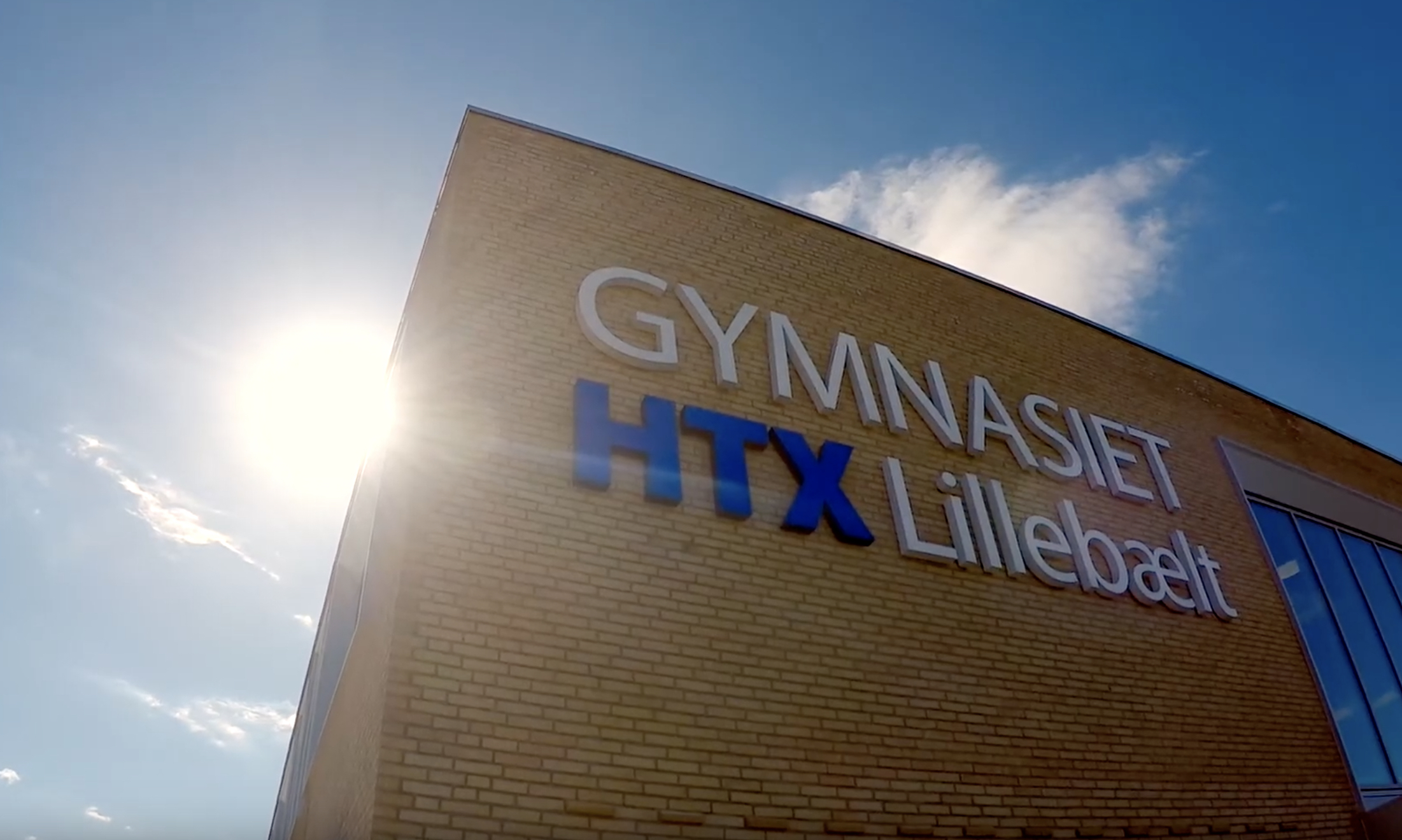 Se TV-indslag: HTX Gymnasiet Lillebælt står klar efter stor vandskade – indvielsen skubbes til senere