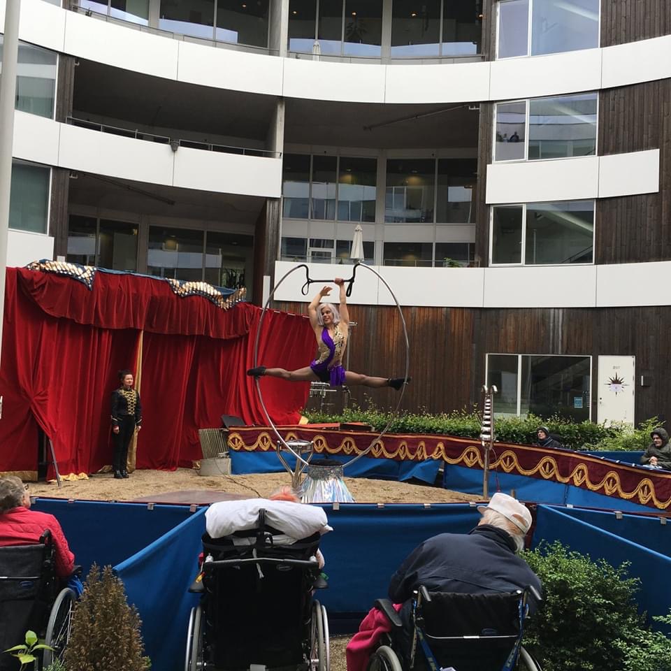 Cirkus besøgte Plejecenteret Othello