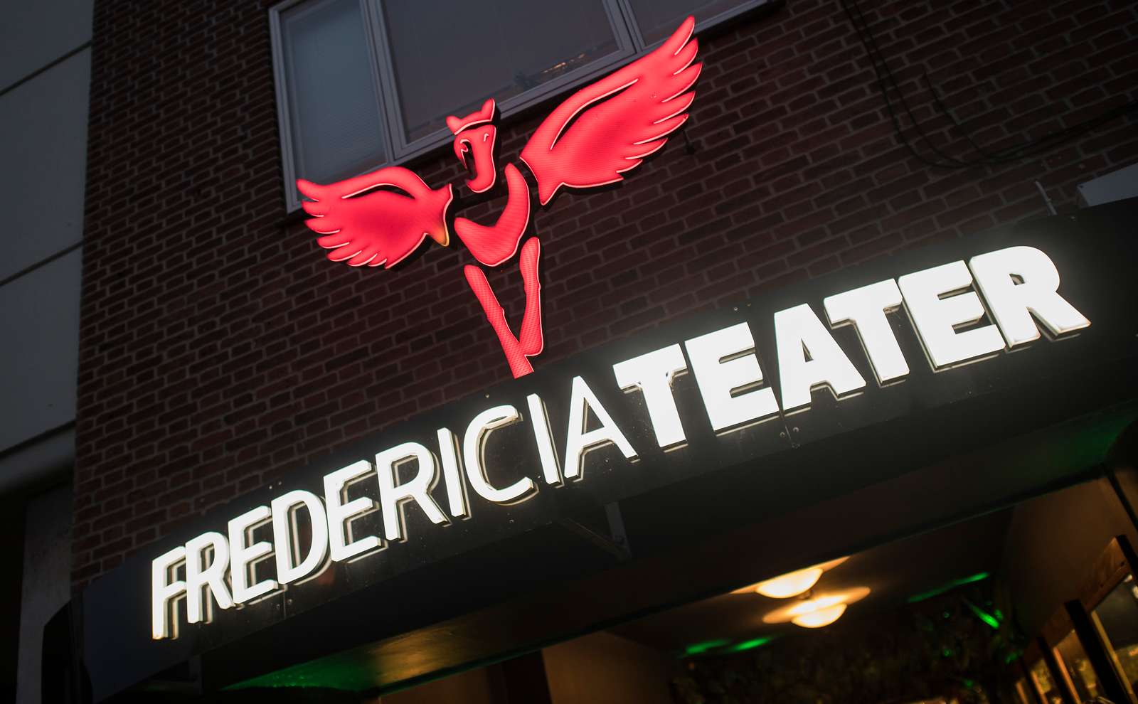 Hvad skete der i virkeligheden med Fredericia Teater?