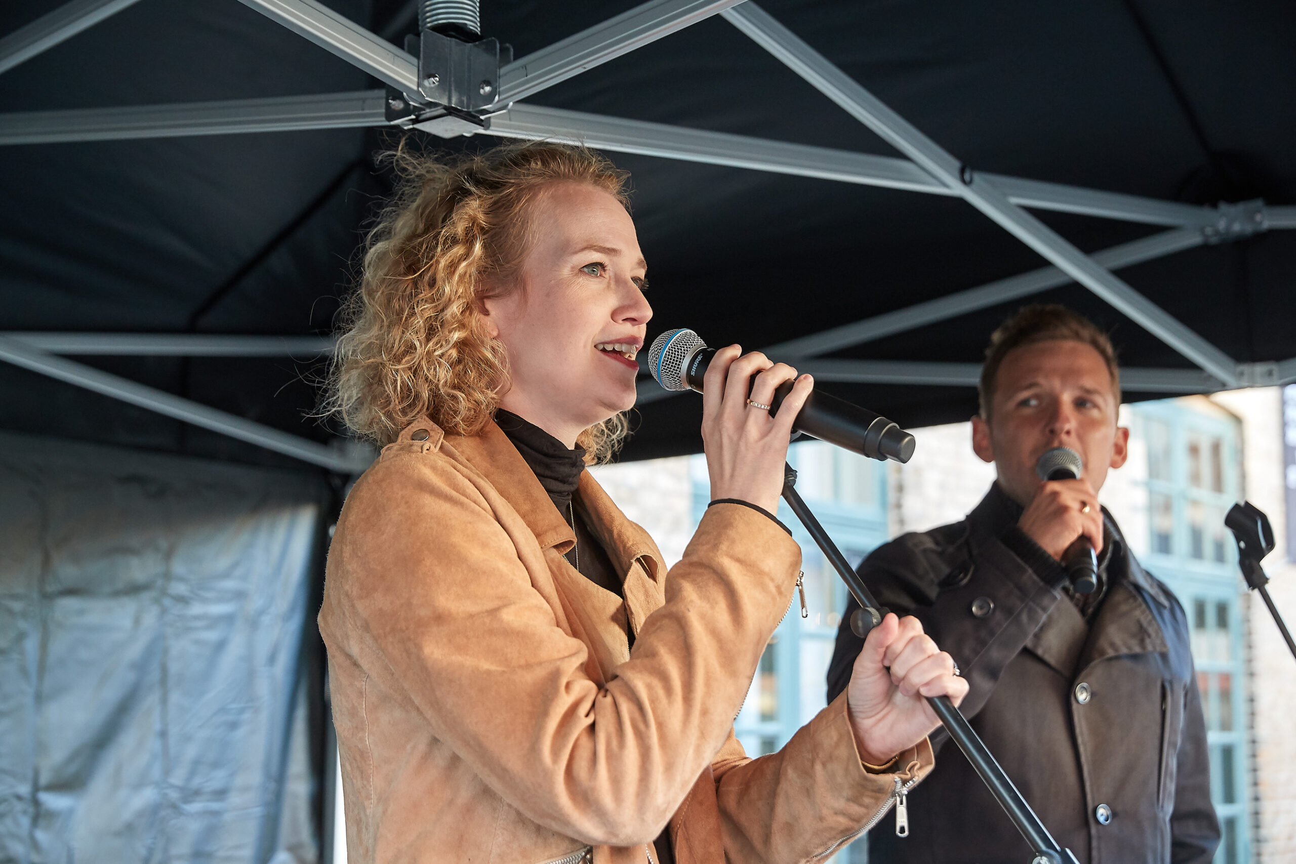 Skønne musicalhits fyldte Urbania Streetfoods baggård