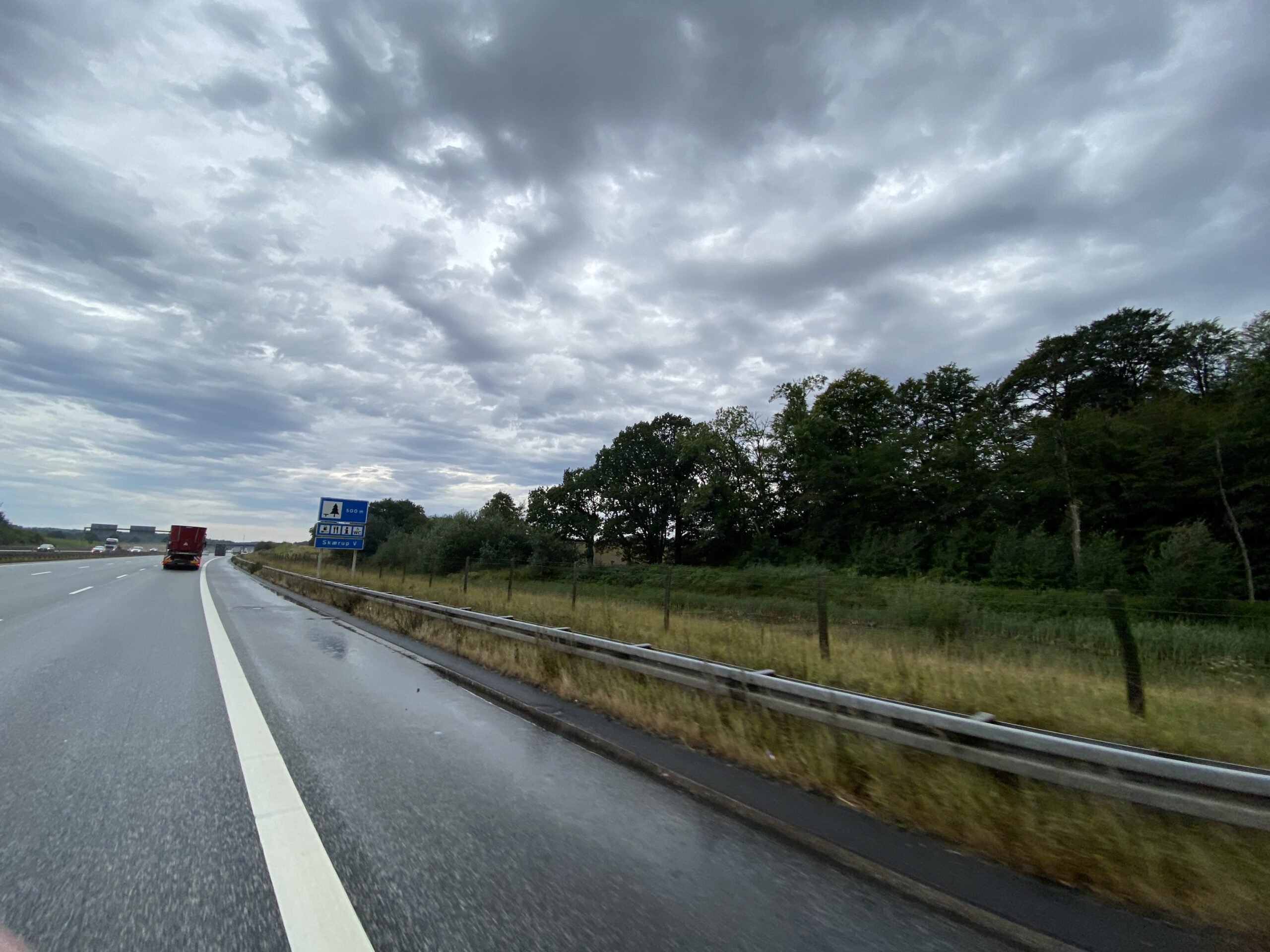 31-årig mand skød sig selv, efter politieftersættelse
