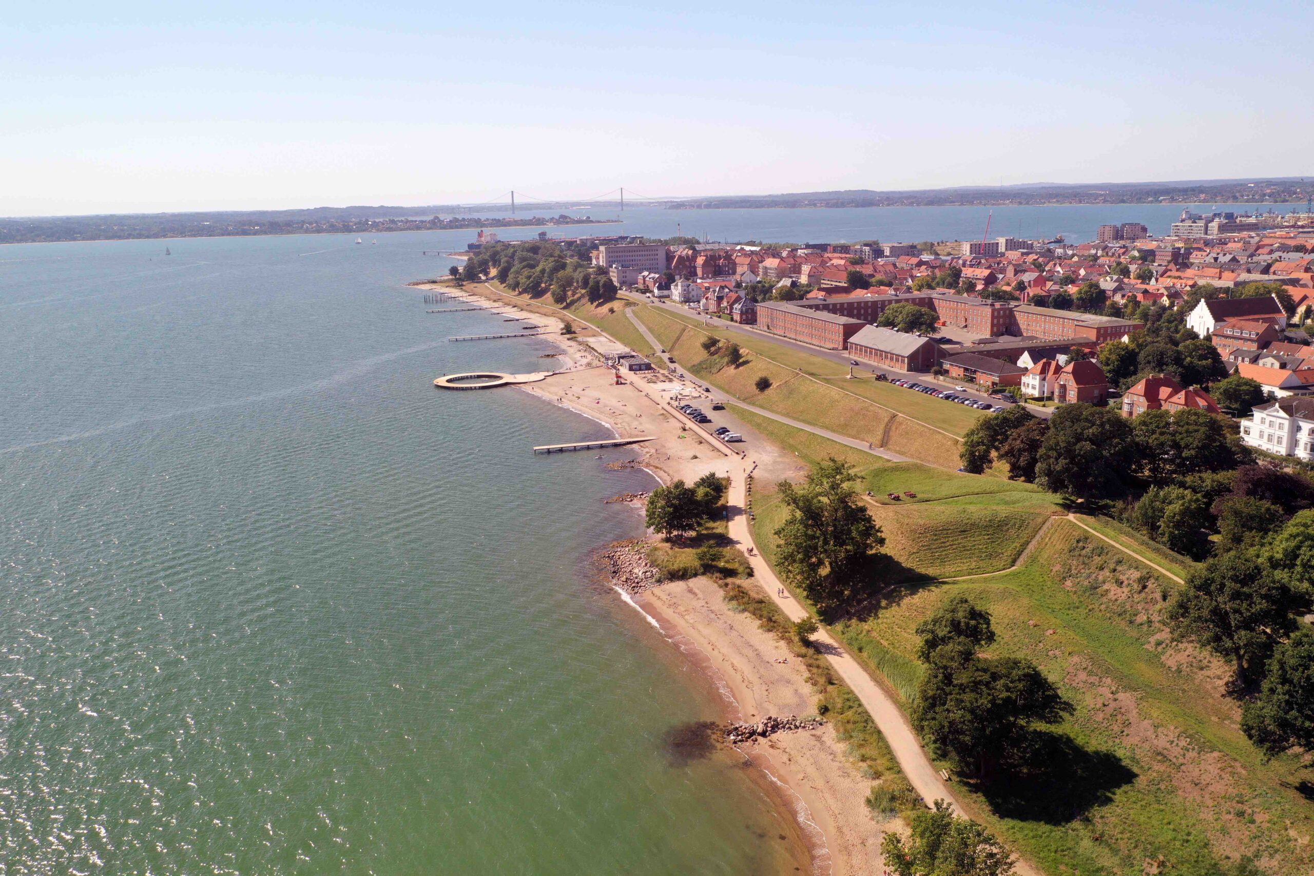 Tag med til krabbevæddeløb på Østerstrand!