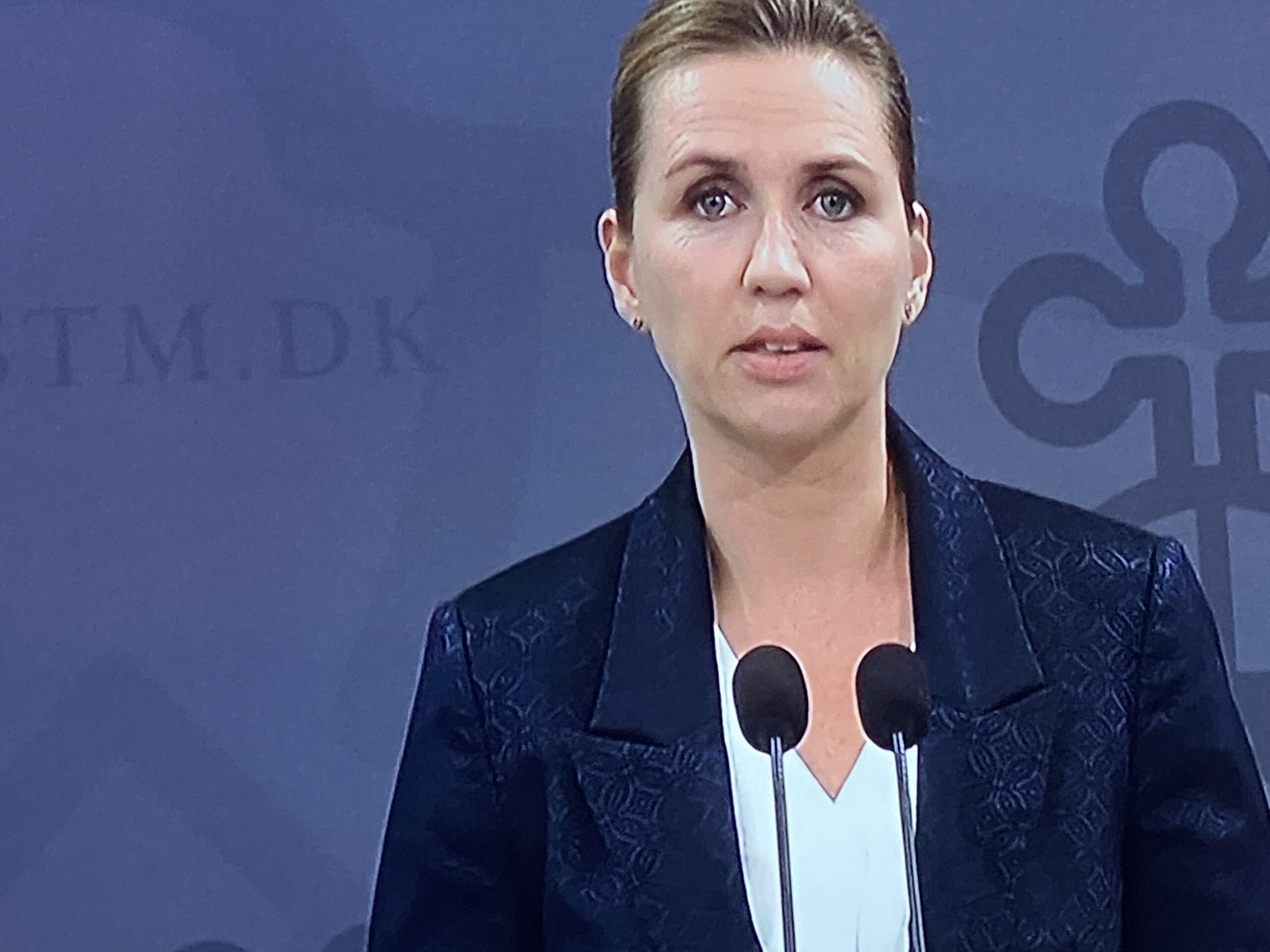 Statsministeren: Forsamlingsforbud nedsættes til 10 personer